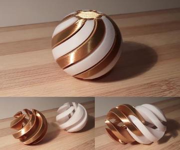 Fidget spiral sphere