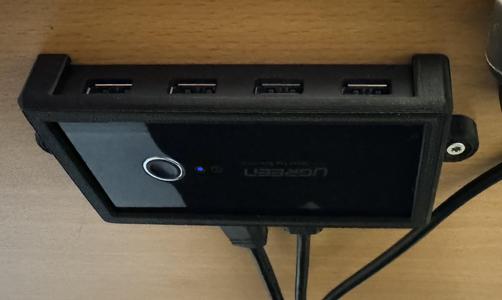 UGREEN Usb Switch Desk Mount