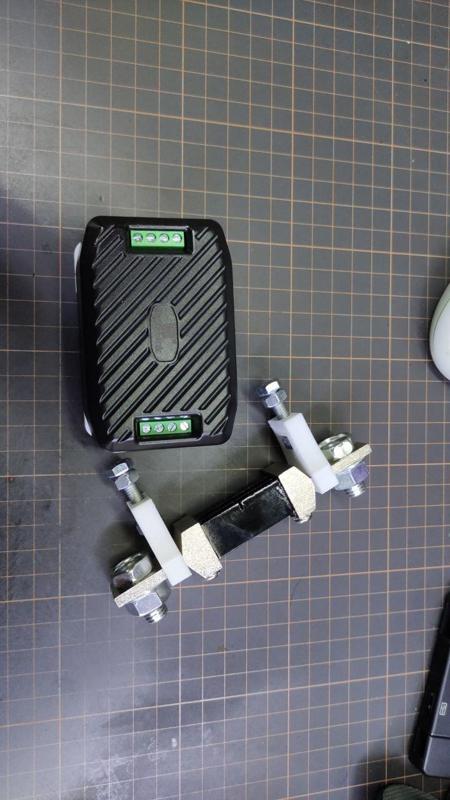 PZEM-017 universal mount (/w DIN) and shunt mount