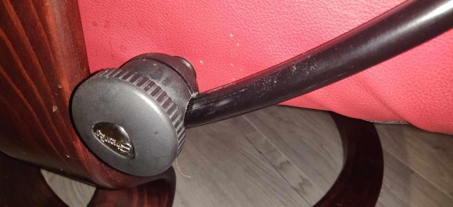 Stressless guide bushings