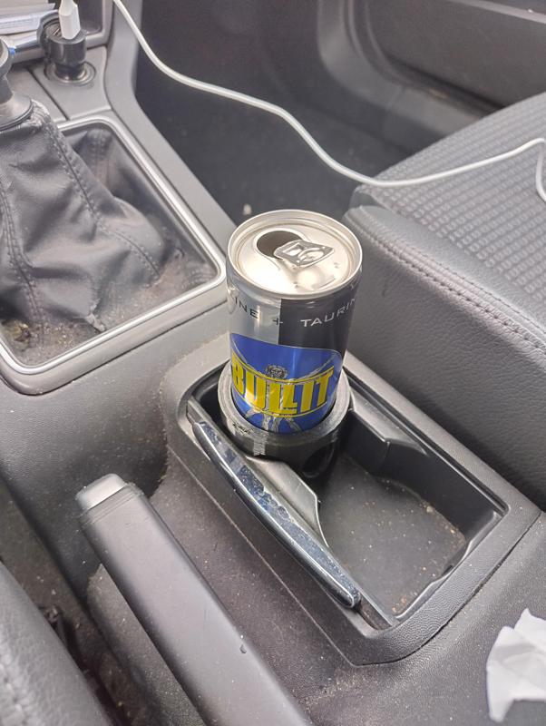 Cupholder adapter for modern tall drink cans
