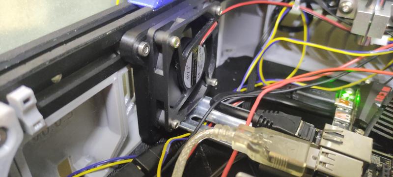 Mercury One ZeroG DIN-Drop Bracket with 60mm FAN