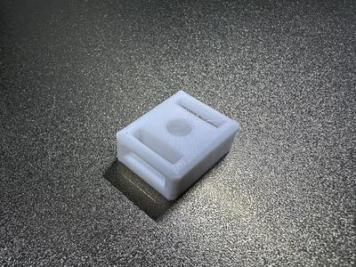 VELCRO ONE-WRAP 1/2" Cable Tie Under-Desk Mount
