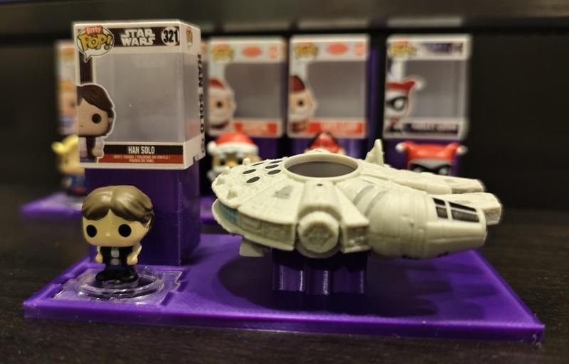 Bitty Pop Rides Stand: Han Solo with the Millennium Falcon
