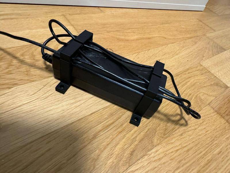 Parametric Power Brick Holder with Cable Clamp