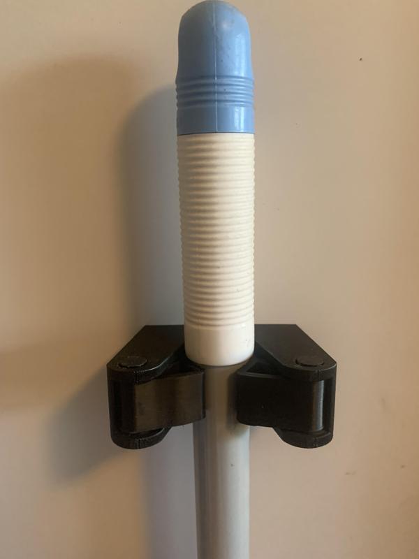 Broom Gripper, Holder