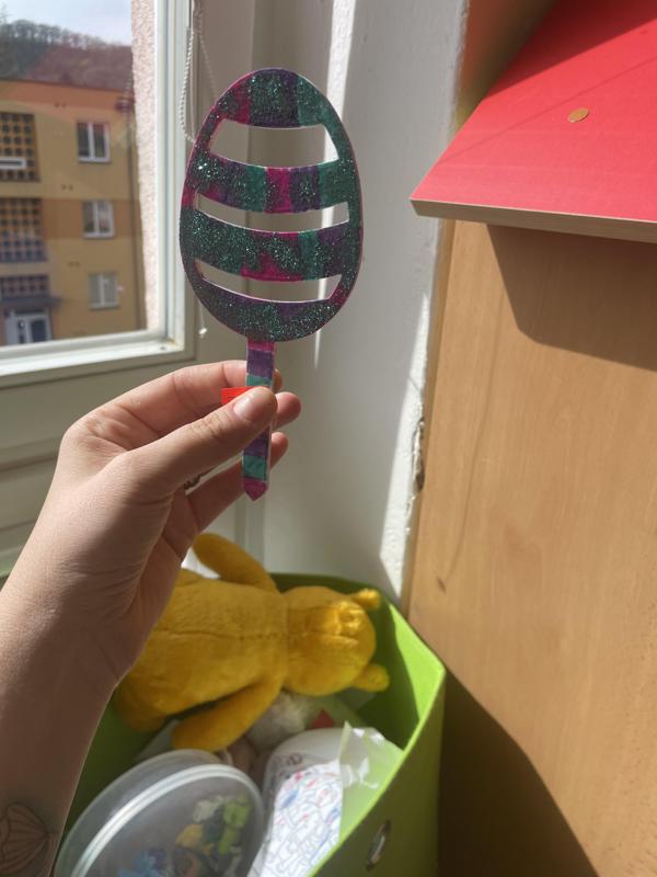 Plochá vajíčka na pokreslení