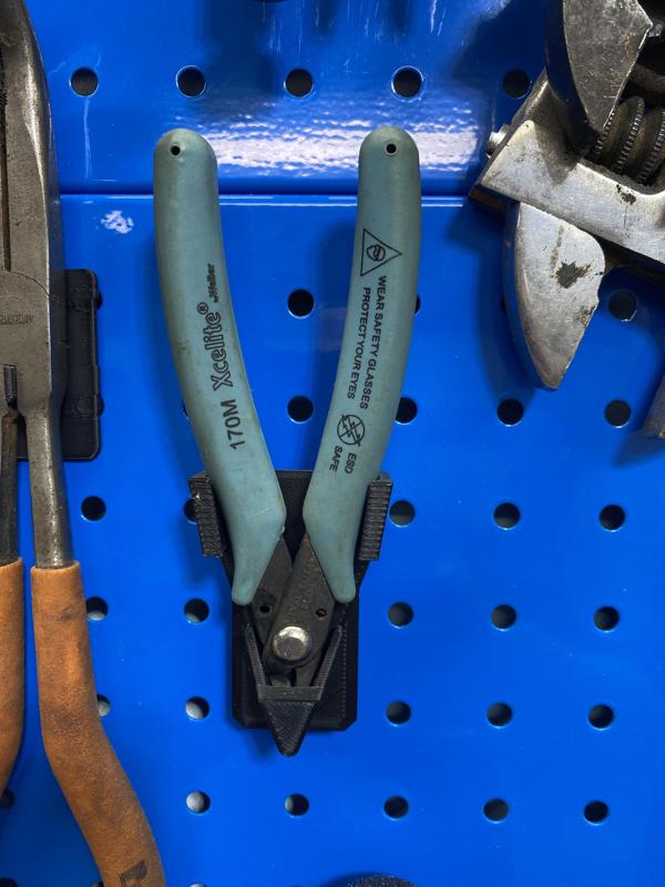 Pegboard Nippers holder (Sy's system)