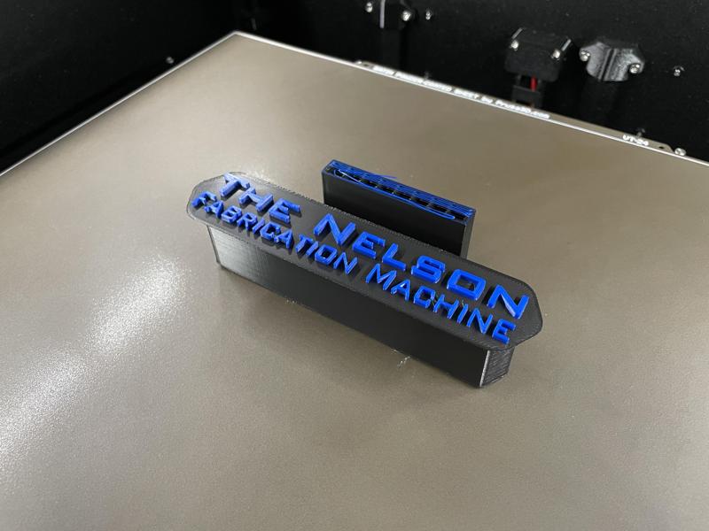 SUMO XL Nameplate with Editable Text