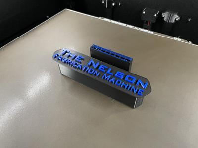 SUMO XL Nameplate with Editable Text