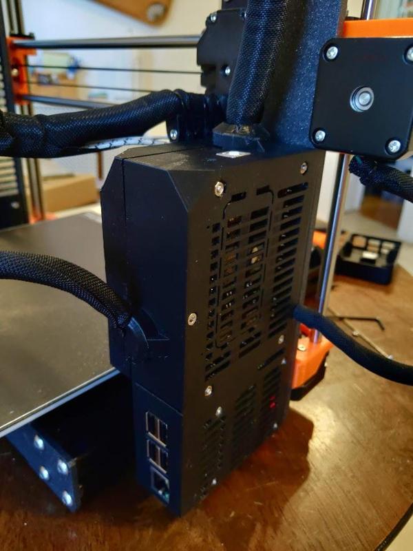 Prusa Einsy cover with Raspberry Pi mount