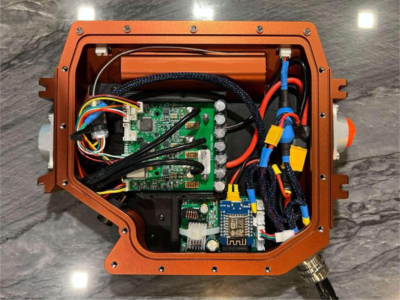 AV box floorplate for little focer with ugland v1 holder