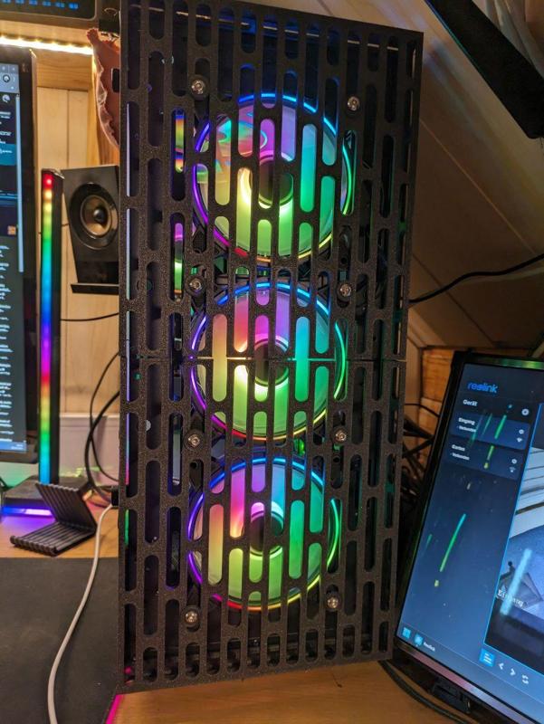 ATX Frontpanel - ENERMAX Case