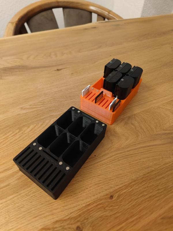 Canon EOS 80D battery & SD card case (magnetic)