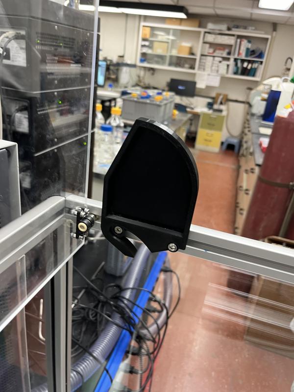 Mass Spectrometer Lid Holder