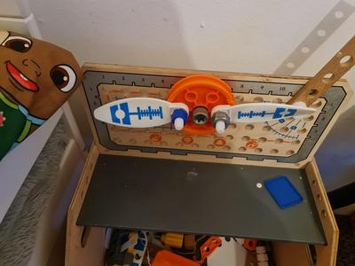 Constructor bolt and nut