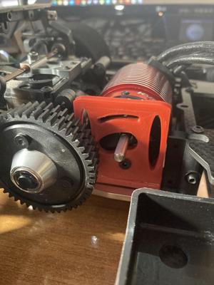 Supporto motore Edam 1/8 pista