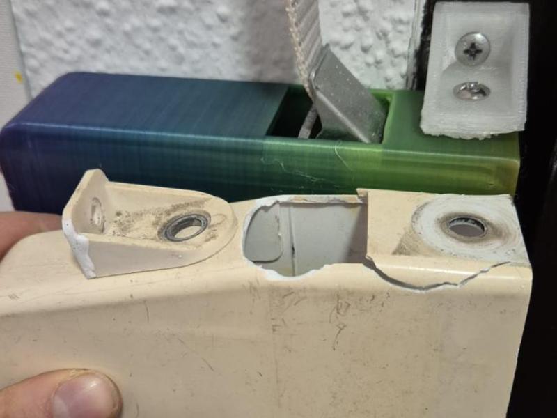 Roller shutter housing