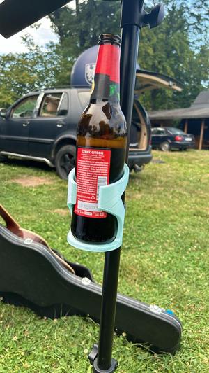 Cupholder for microphone stand