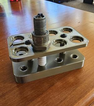 V8 Spark Plug Holder