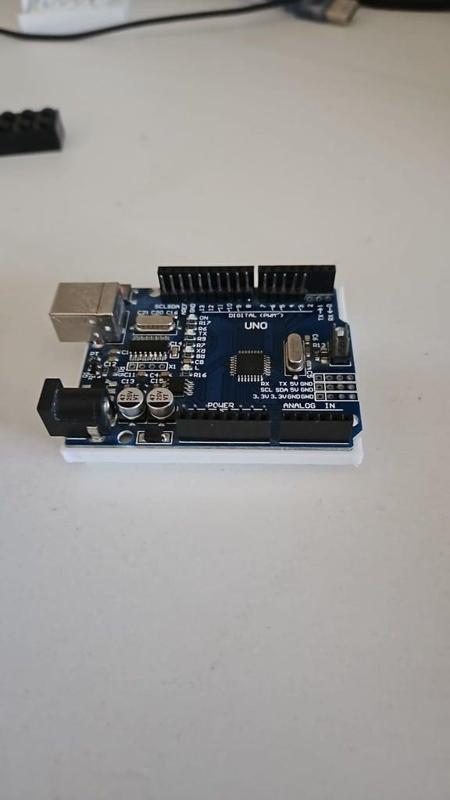 Arduino uno brick case