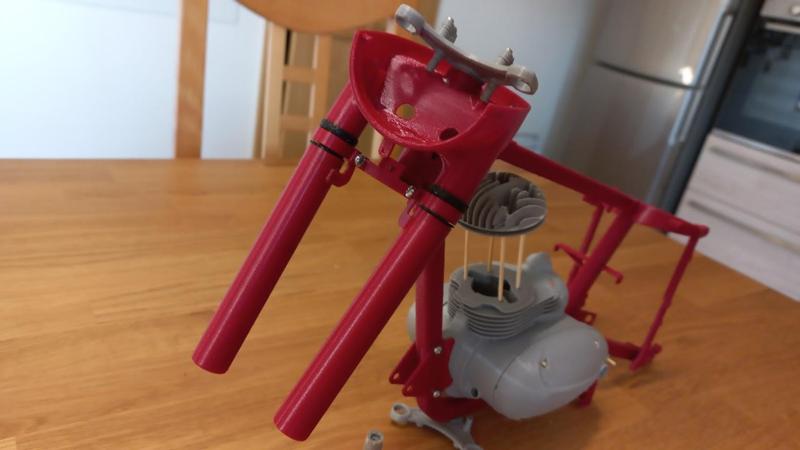 Project JAWA-ČZ KÝVAČKA 250/353.02 - PART No.3 - front fork holder with covers
