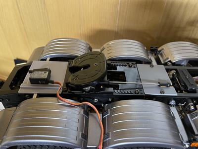 Servoaufnahme Scania S770 Carson Tamiya 1:14 Anhängerkupplung/Sattelplatte