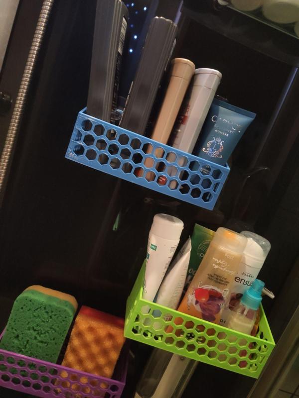 Bathroom shelf