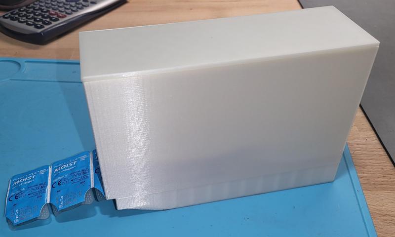 Contact lense dispenser