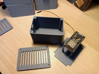Modular Roomy Enclosure for ESP32 (Remix)