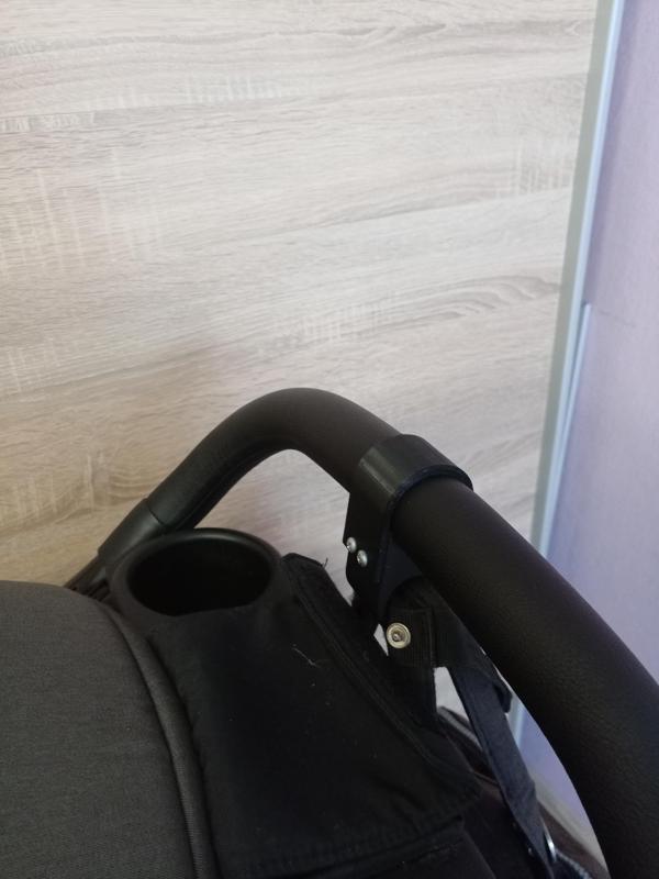 Věsák na kočárek