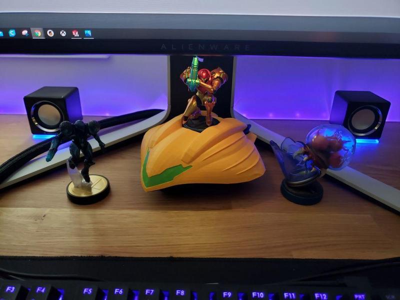 Samus's Gunship Amiibo Holder from Metroid