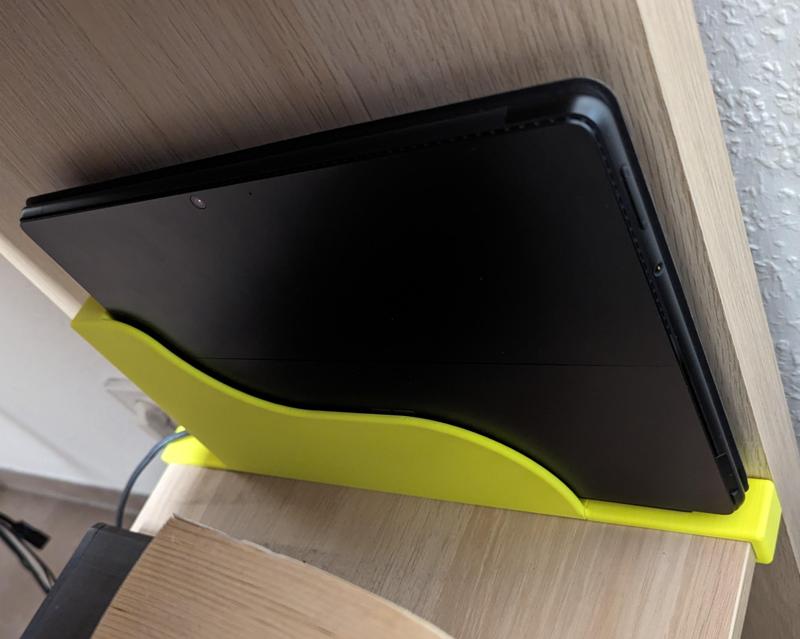 Surface Pro 8 docking for Ikea Kallax