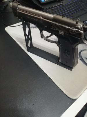 Beretta Stand