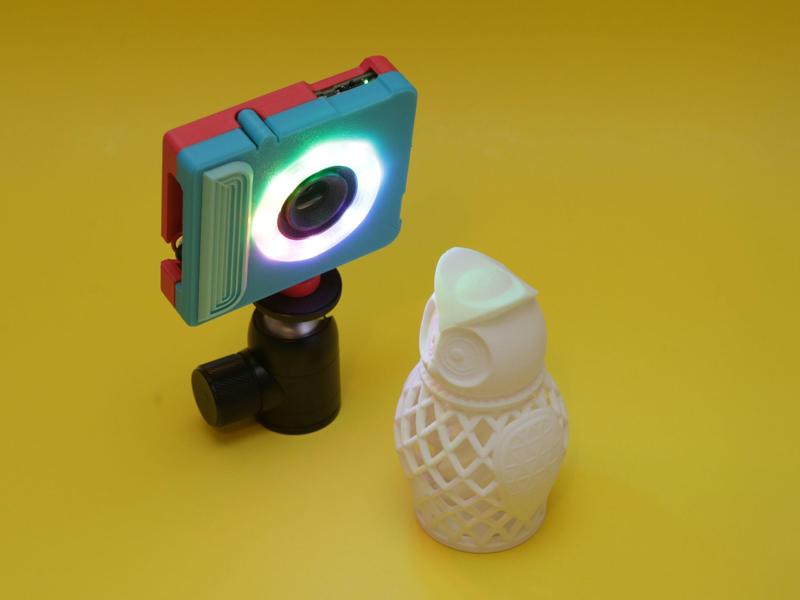 MEMENTO Enclosure with LEDs