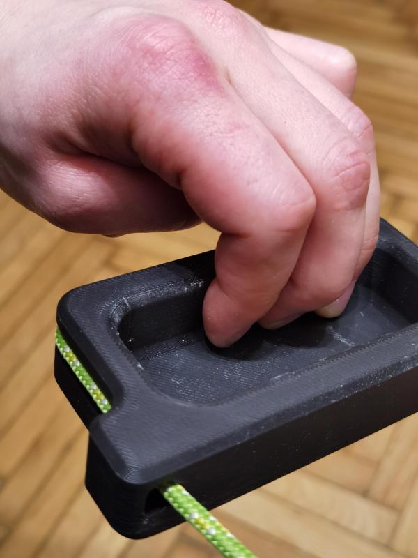 Climbing fingerboard