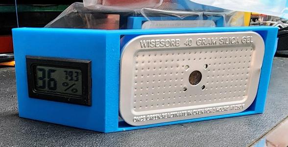 Desiccant-Hygrometer holder for Bagged spools