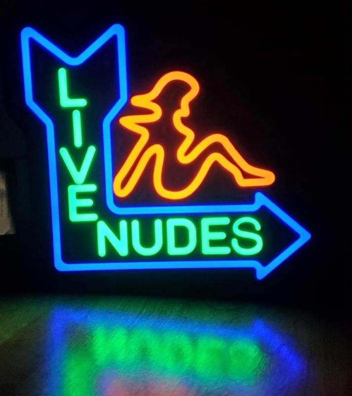 Live Nudes Lightbox