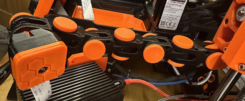 Sneaks' Articulating PiCam V3/Prusa MK4/Geekworm RPi4 Supercut