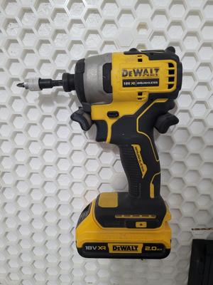 Honeycomb DeWalt Cordless Drilldriver Holder