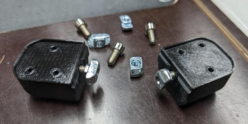 Prusa XL Tool Change Wiper / Brush - M5 Sliding T-Slot Nuts Remix