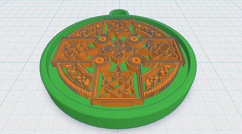 Celtic Round Cross 14