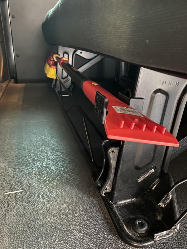 Halterung für Eiskratzer