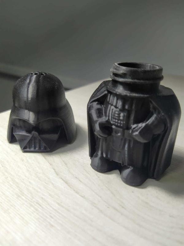 DARTH VADER salt shaker, STAR WARS
