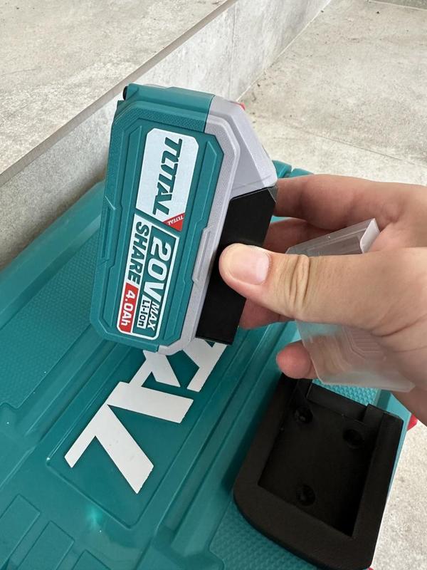 P20S battery wall holder/mount/bracket - for INGCO, TOTAL, WADFOW, EMTOP - P20S battery platform