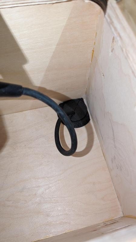 "Airtight" Screw-on Plug for 2-in Electrical Plug Hole