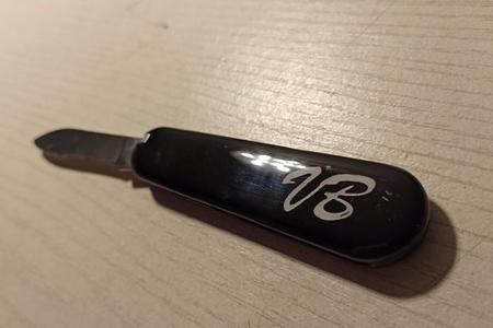 One blade Knife / Couteau à une lame 