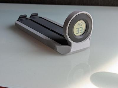 Dry box for cereal container with round hygrometer