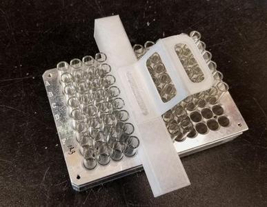 Dispense tracker - multiwell plate