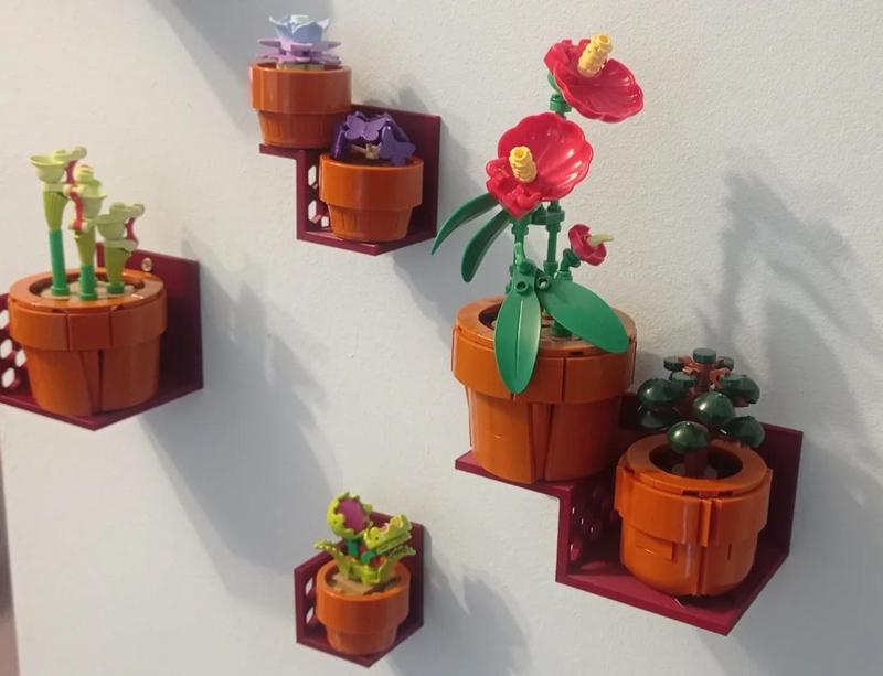 Lego Tiny Plants (10329) wall shelf   